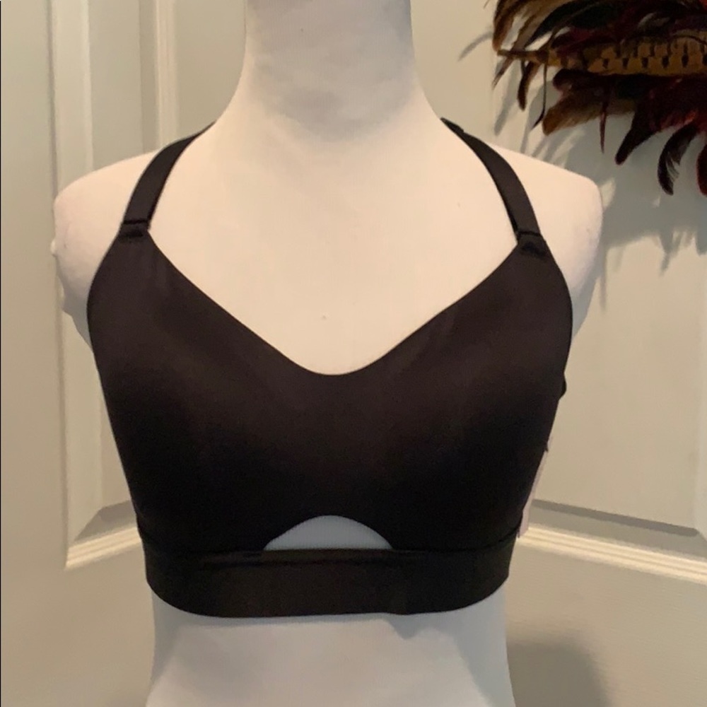 Victoria’s Secret adjustable Incredible sports bra